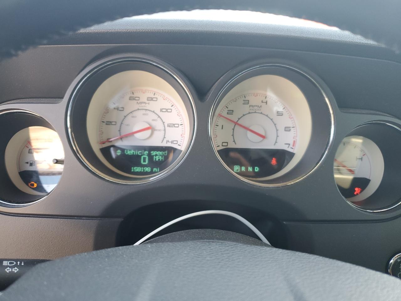 Dodge Challenger Sxt Image 7