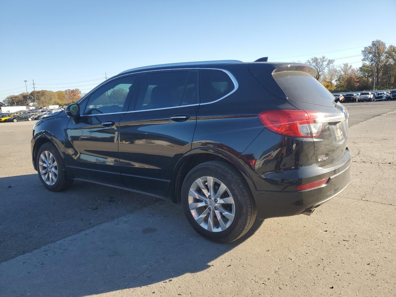 Buick Envision Essence Image 3