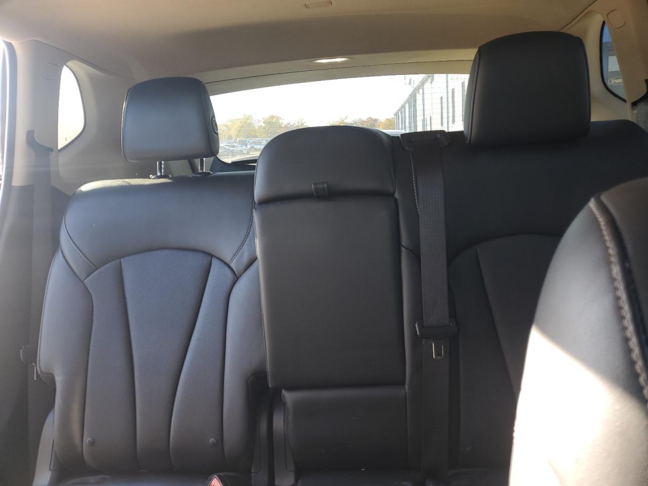 Buick Envision Essence Image 7