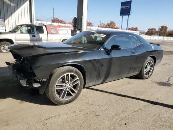  Salvage Dodge Challenger