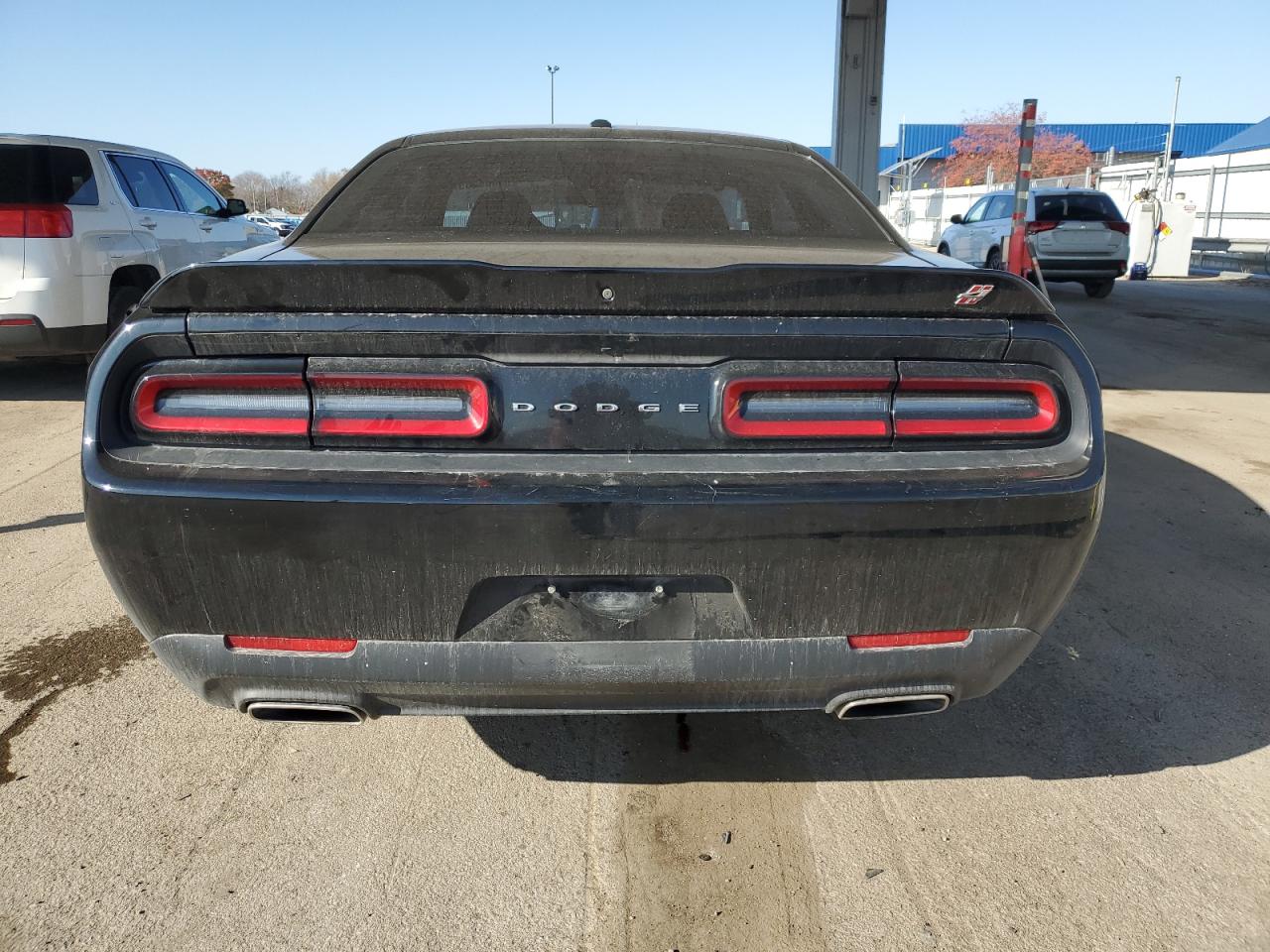 Dodge Challenger Sxt Image 6