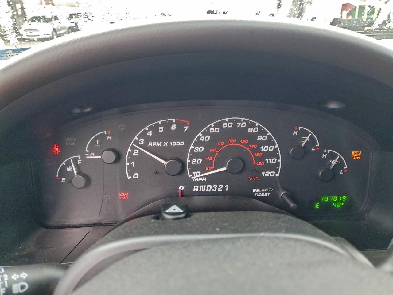 Ford Explorer Xlt Image 9