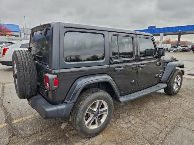 Jeep Wrangler Sahara Image 12