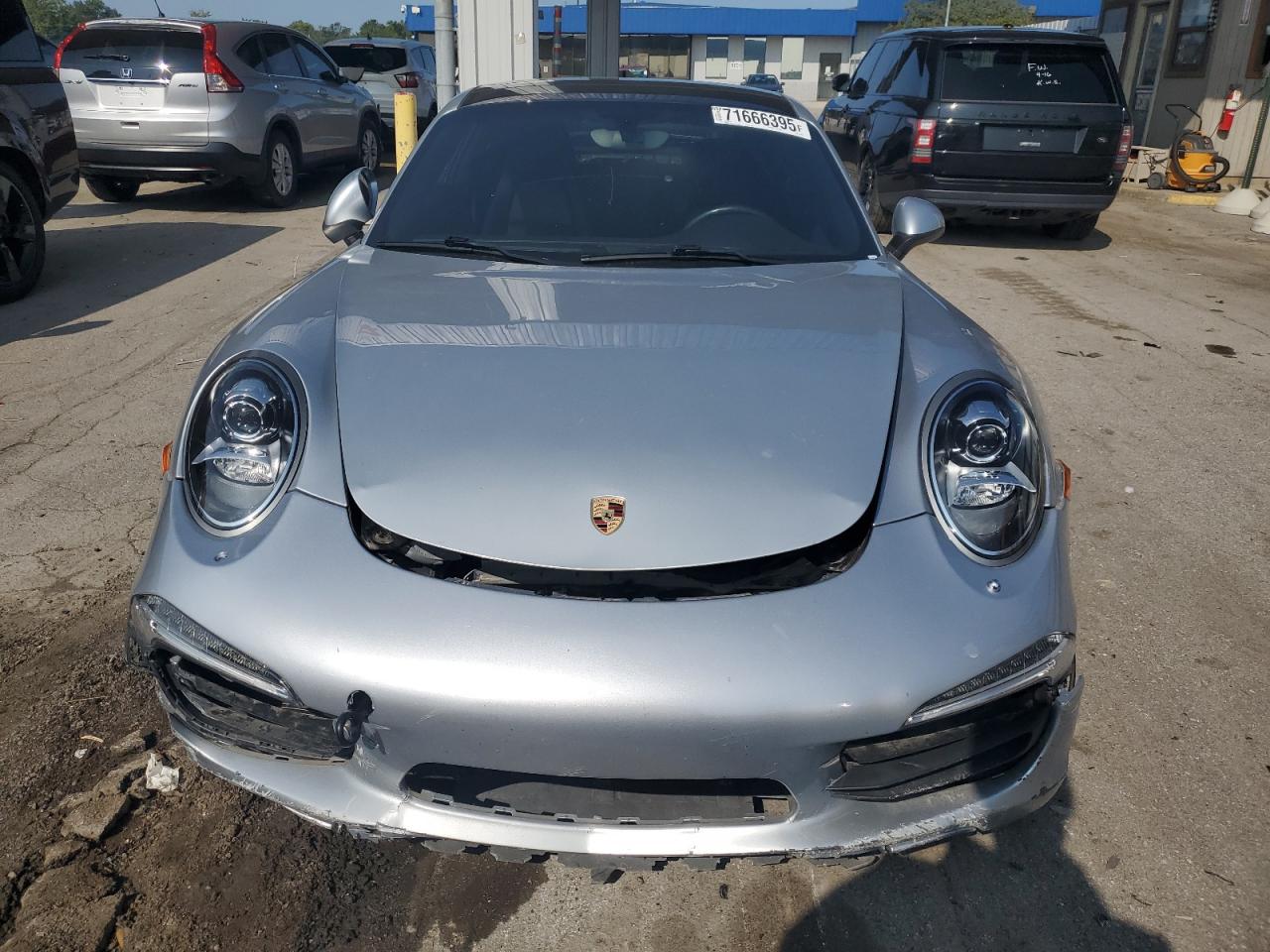 Porsche 911 Carrera S Image 6