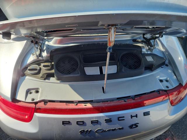 Porsche 911 Carrera S Image 8