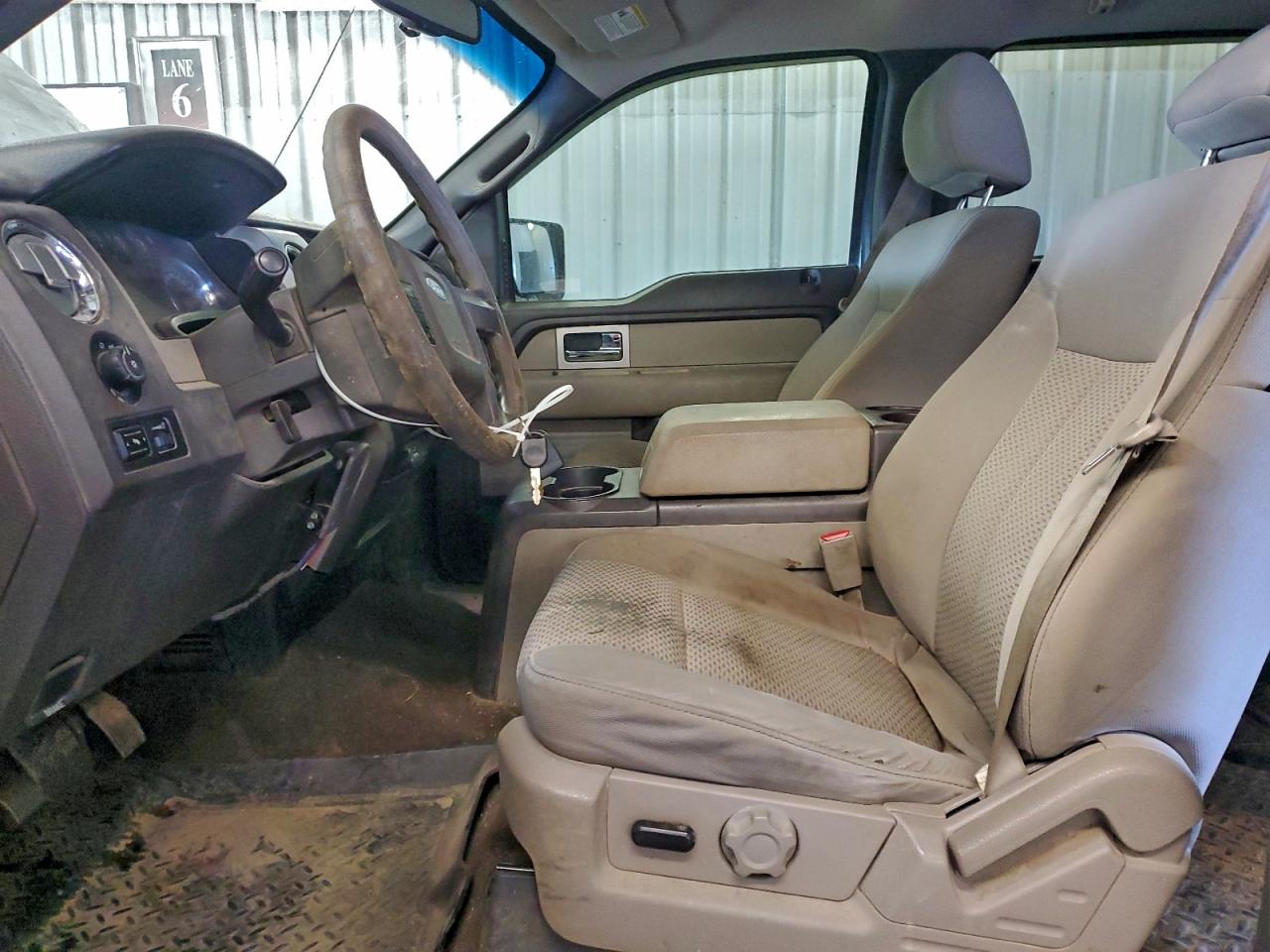 Ford F-150 Supercrew Image 2