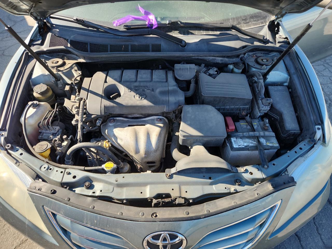 Toyota Camry Base Image 12