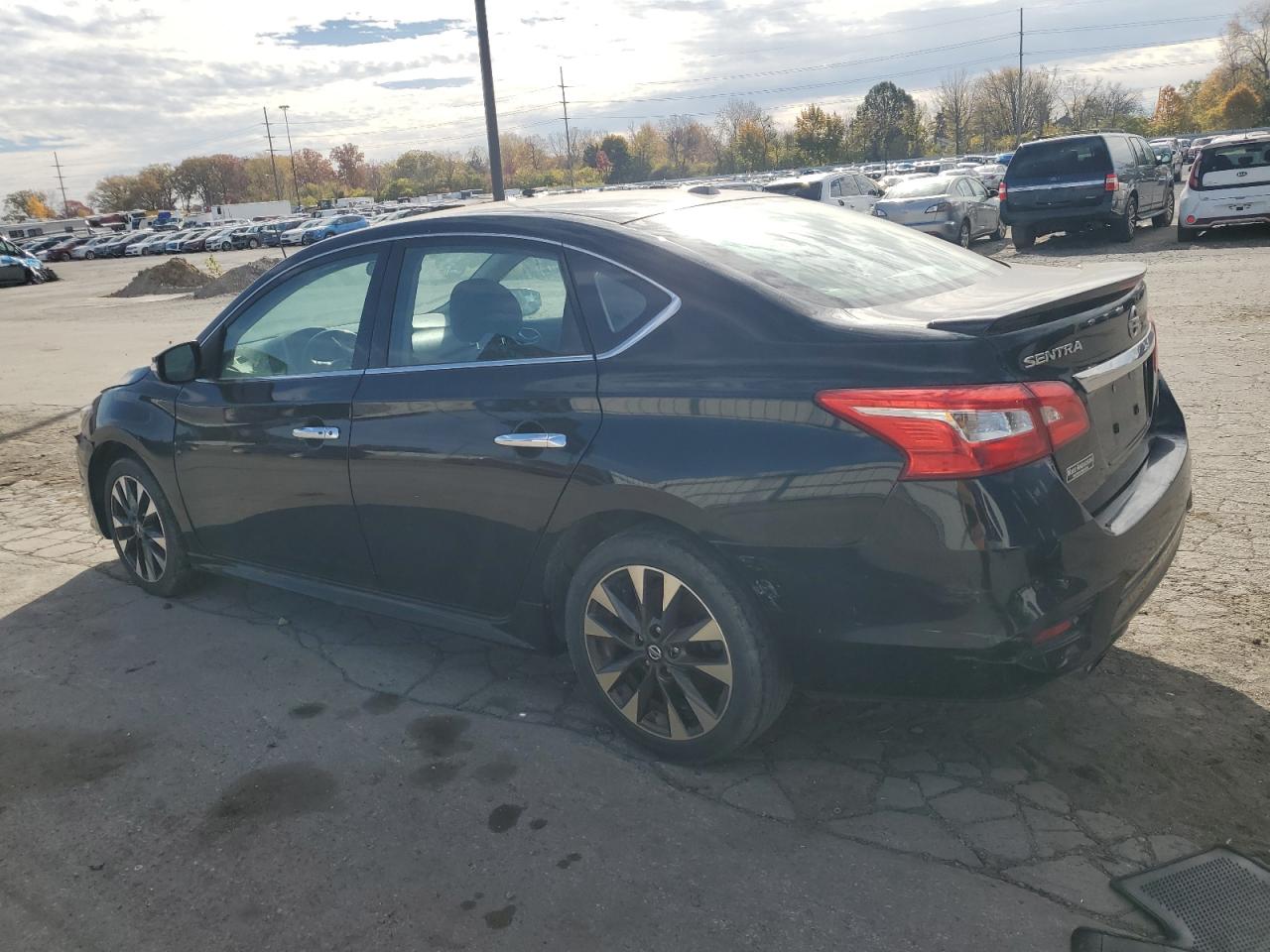 Nissan Sentra S Image 3