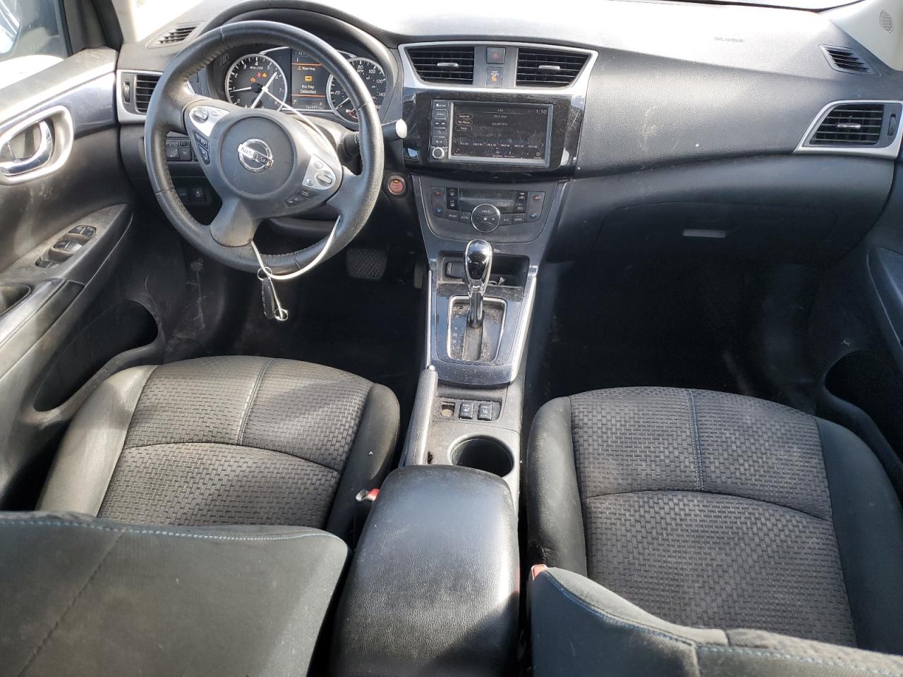 Nissan Sentra S Image 10