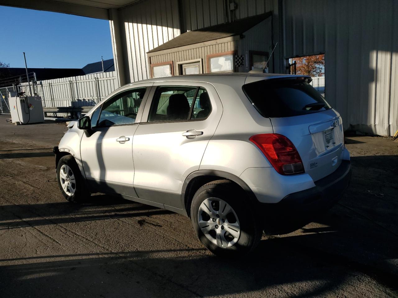 Chevrolet Trax Ls Image 13