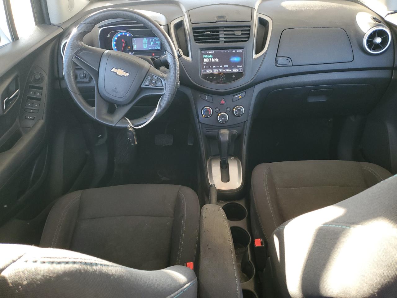 Chevrolet Trax Ls Image 9