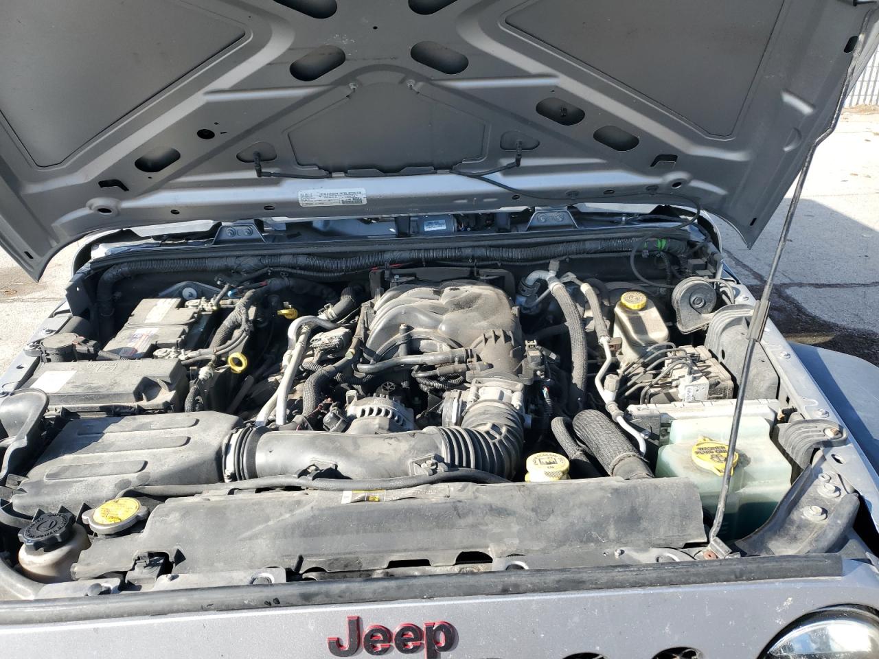 Jeep Wrangler Sport Image 12