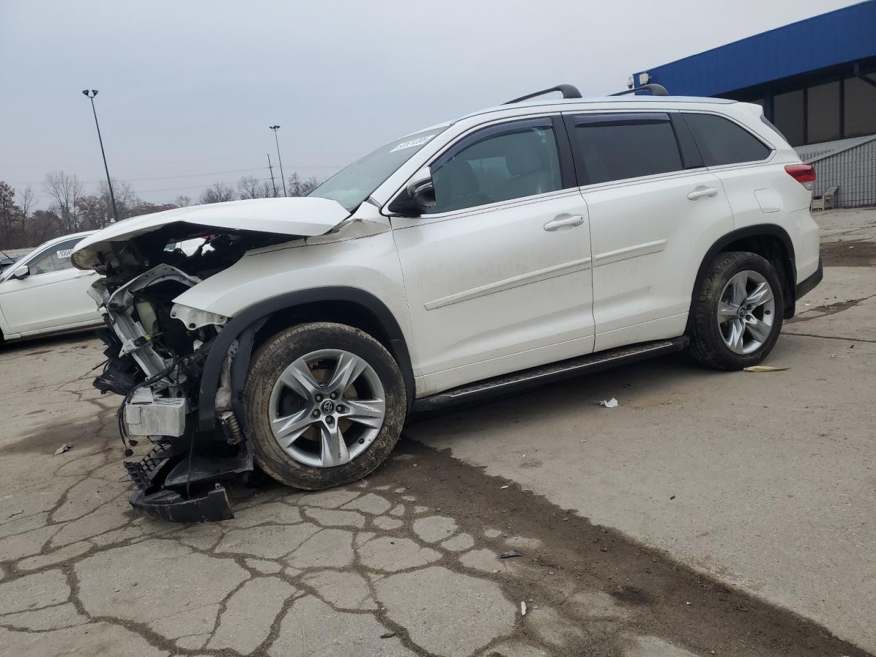 Toyota Highlander Limited Image 1