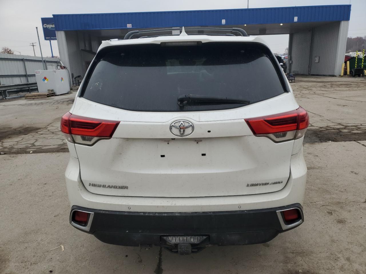 Toyota Highlander Limited Image 10