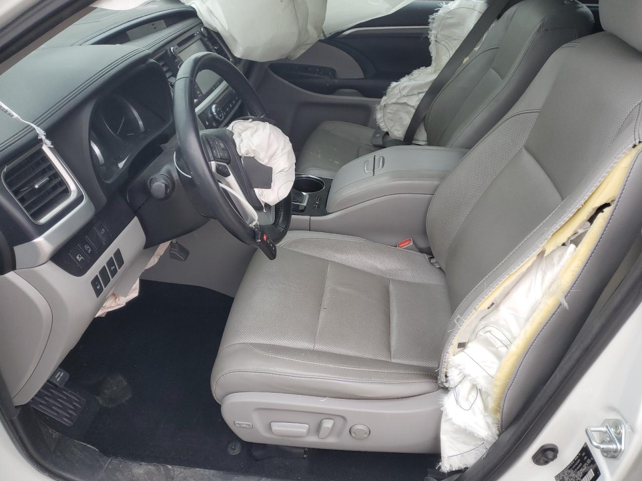 Toyota Highlander Limited Image 6