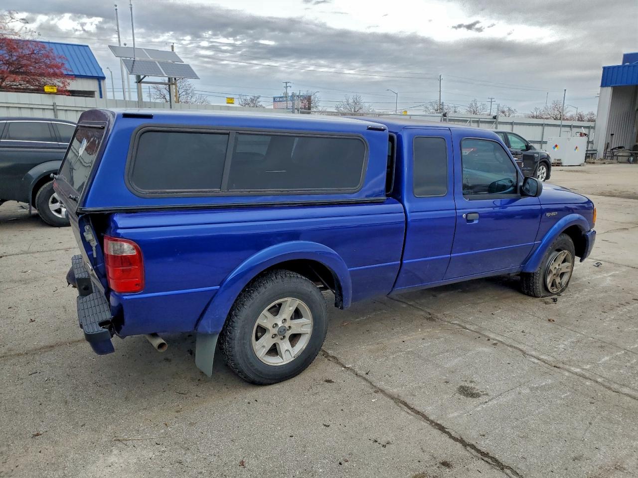Ford Ranger Super Cab Image 2