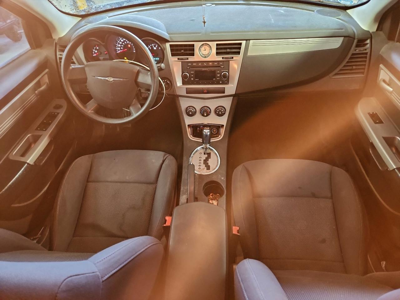 Chrysler Sebring Touring Image 2