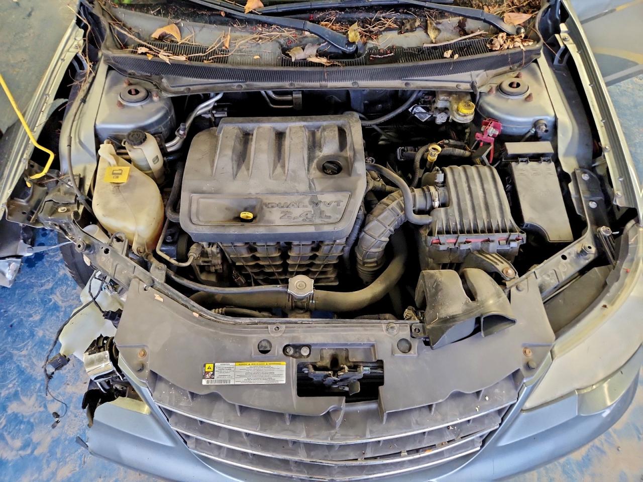 Chrysler Sebring Touring Image 12