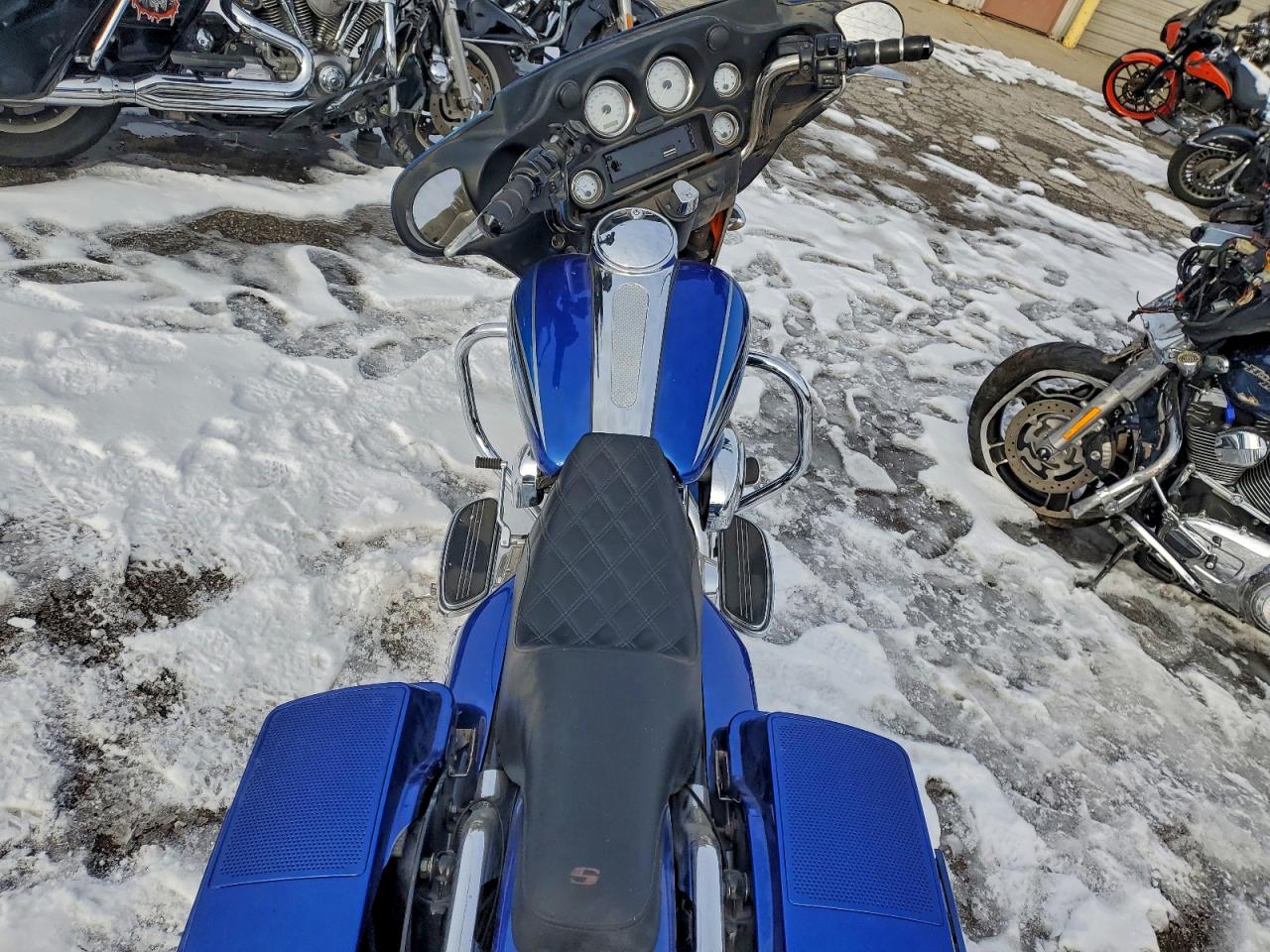 Harley-Davidson Fl Image 5