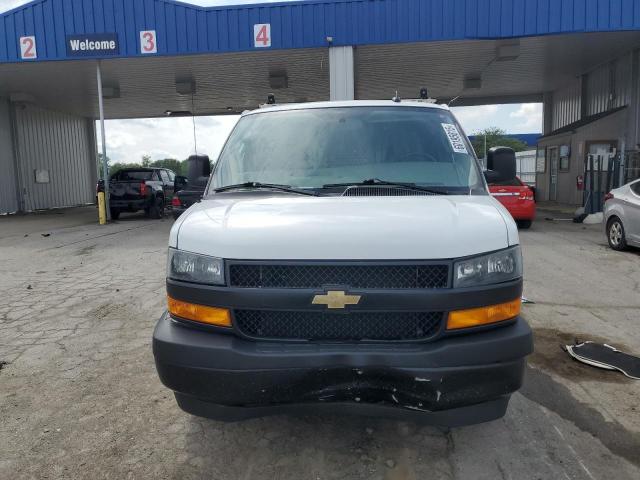 Chevrolet Express Image 6