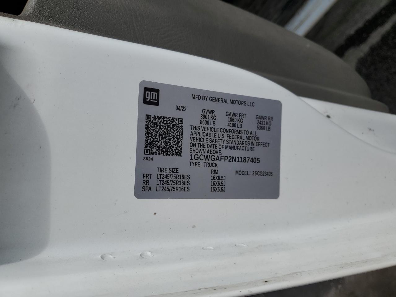 Chevrolet Express Image 12