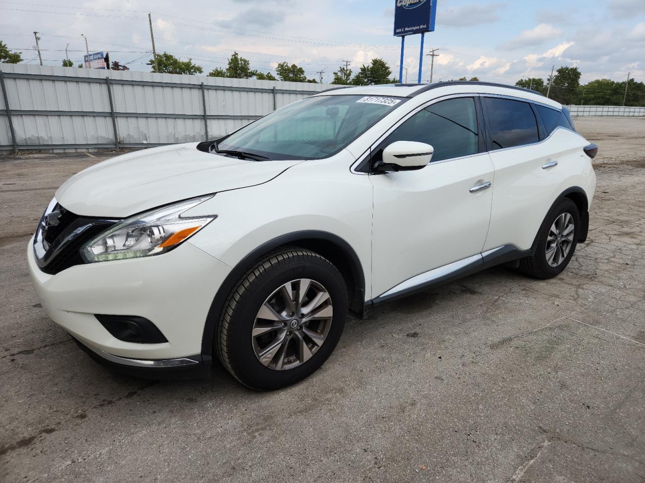 Nissan Murano S Image 1