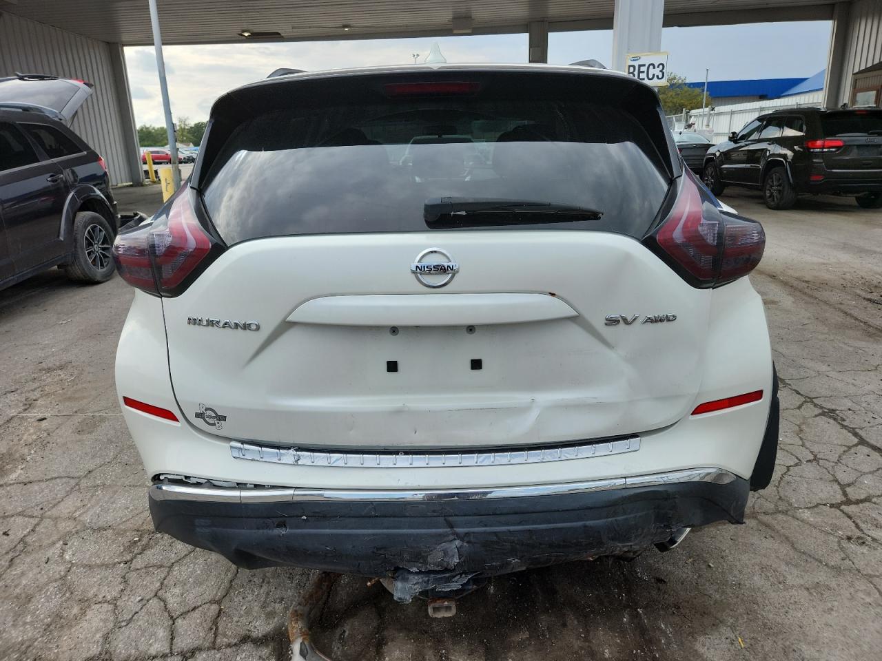 Nissan Murano S Image 12