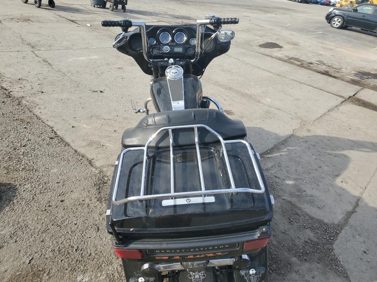 Harley-Davidson Fl Image 6