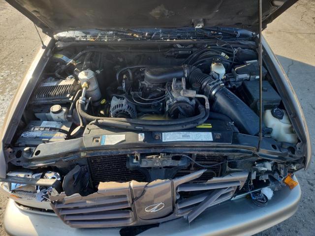 Oldsmobile Bravada Image 6