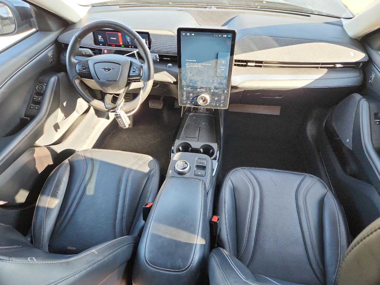 Ford Mustang Premium Image 3