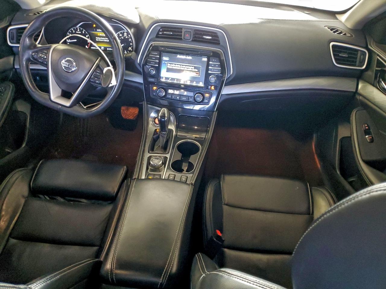 Nissan Maxima 3.5s Image 12