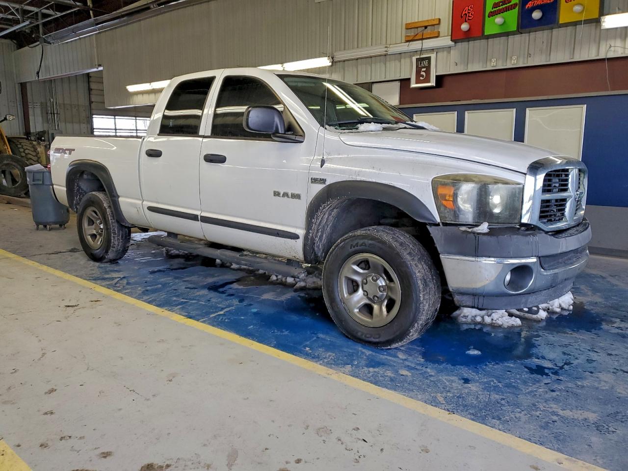 Dodge Ram 1500 St Image 4
