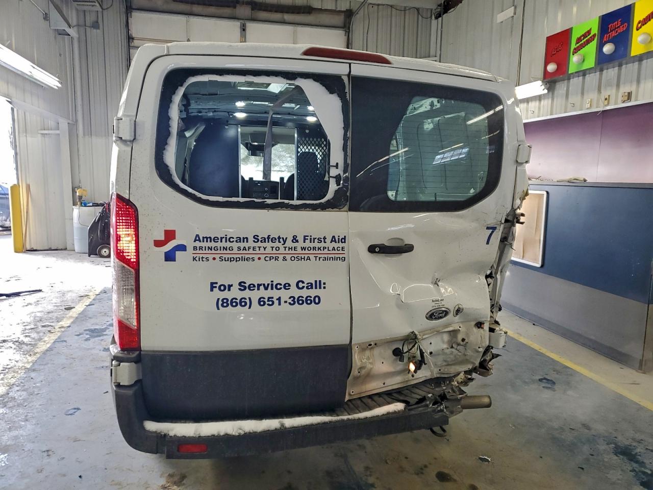 Ford Transit T-250 Image 9