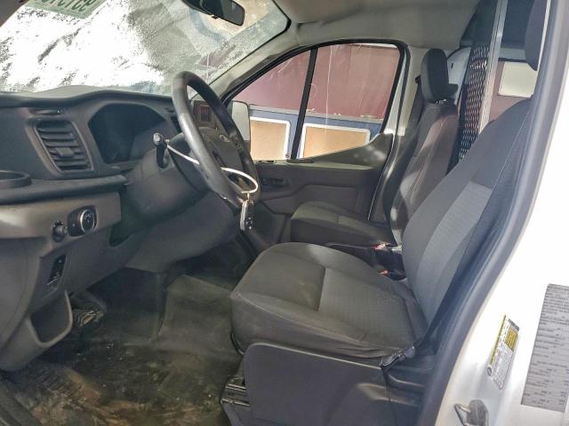 Ford Transit T-250 Image 10