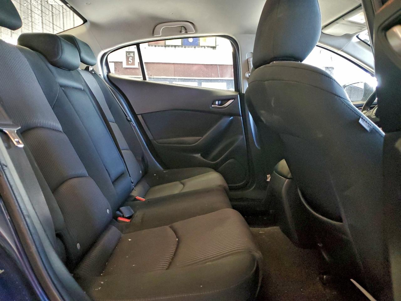 Mazda 3 Touring Image 5