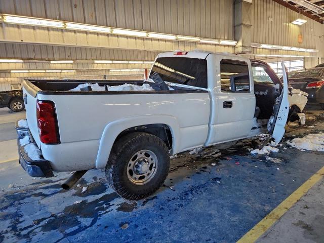 Chevrolet Silverado K2500 Heavy Duty Image 5