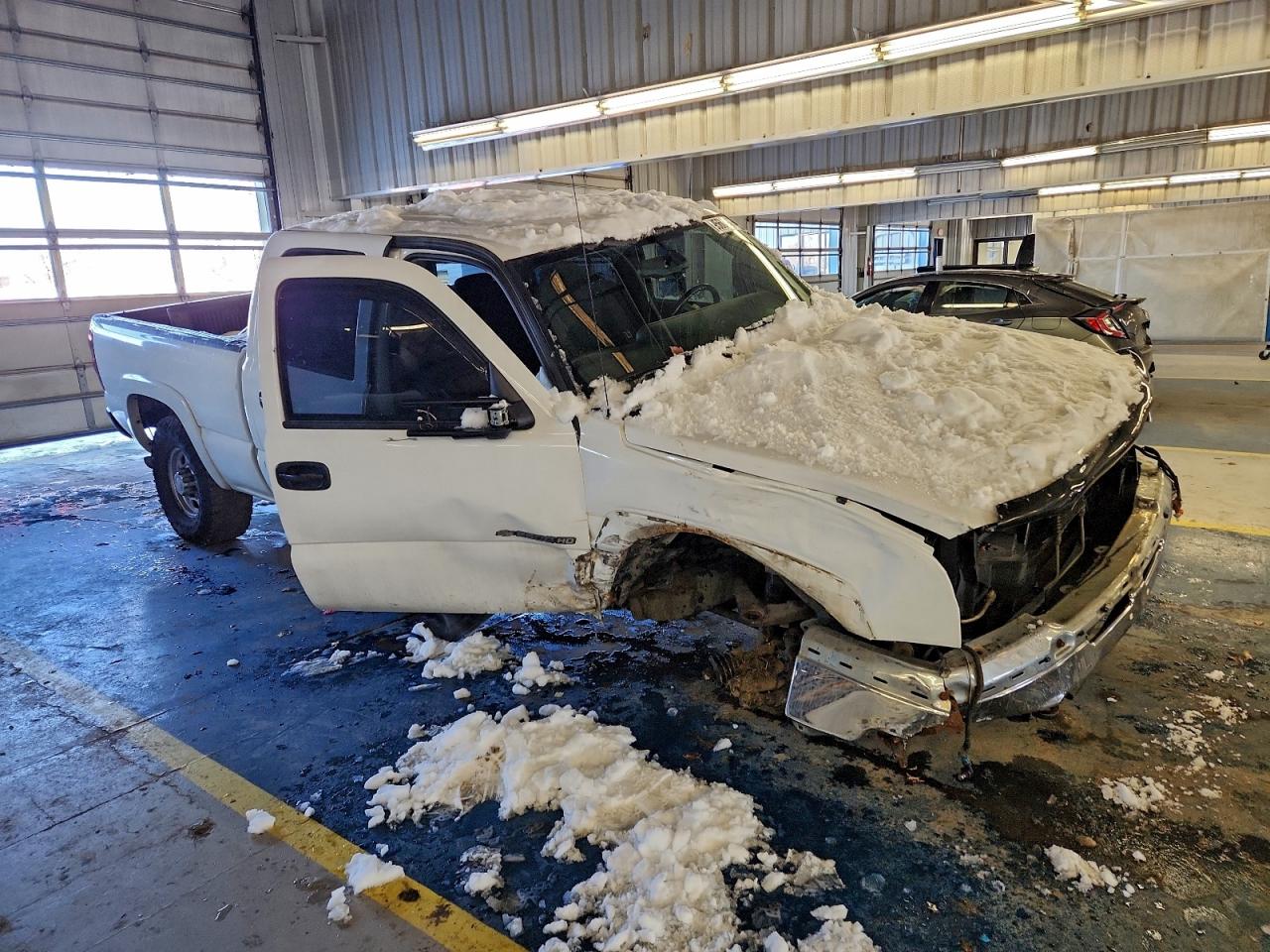Chevrolet Silverado K2500 Heavy Duty Image 2