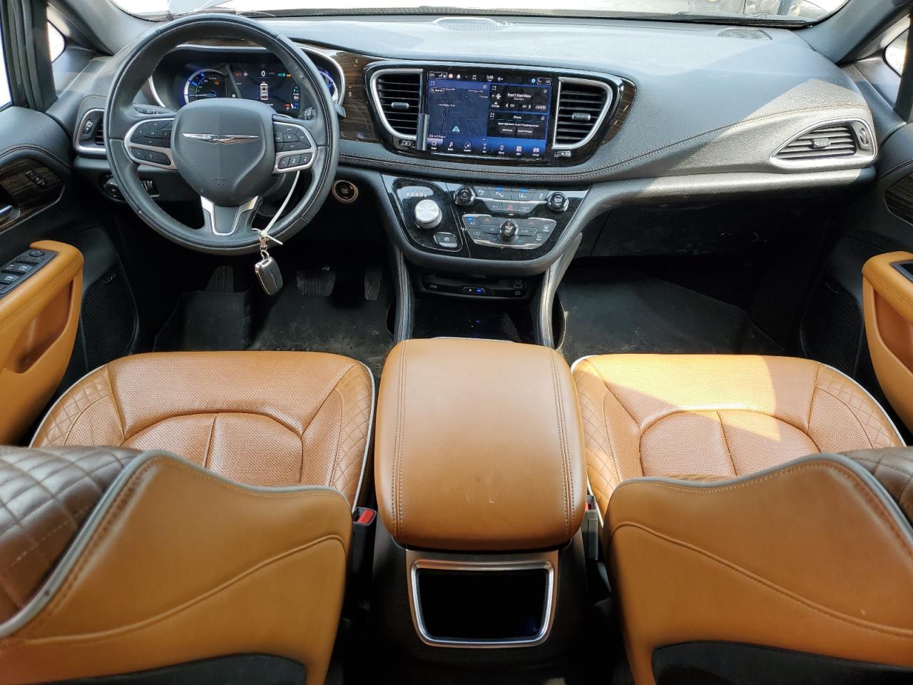 Chrysler Pacifica Hybrid Pinnacle Image 7