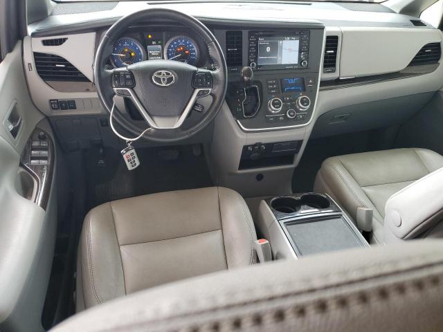 Toyota Sienna Xle Image 12