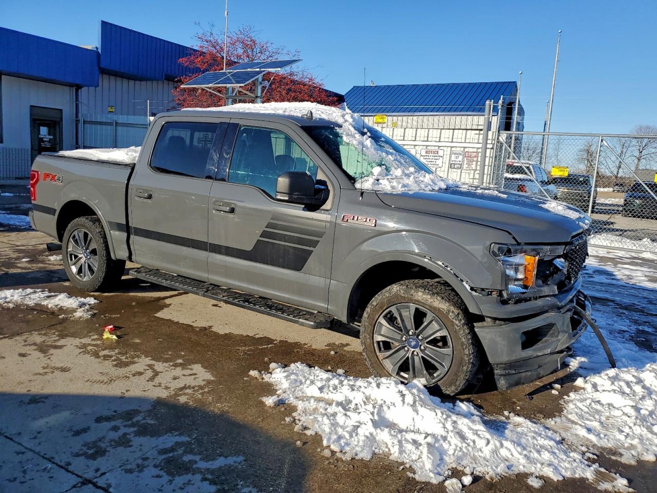 Ford F-150 Supercrew Image 3