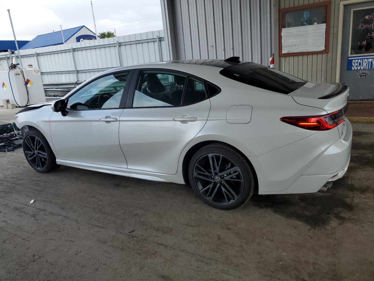 Toyota Camry Xse Image 3