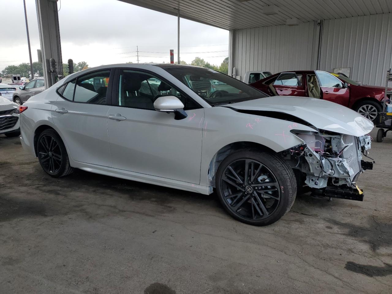 Toyota Camry Xse Image 2