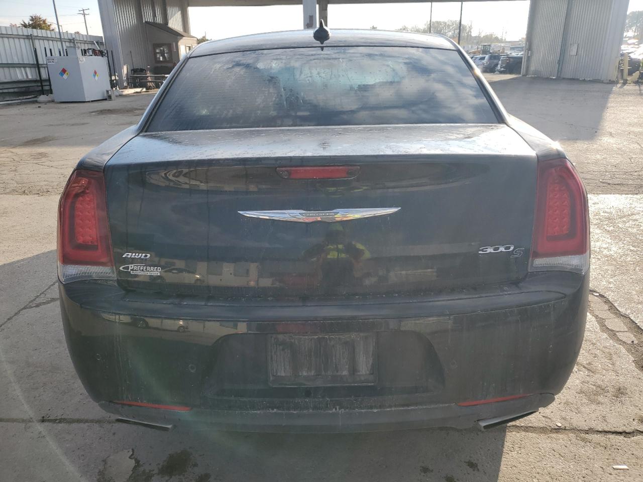 Chrysler 300 S Image 12