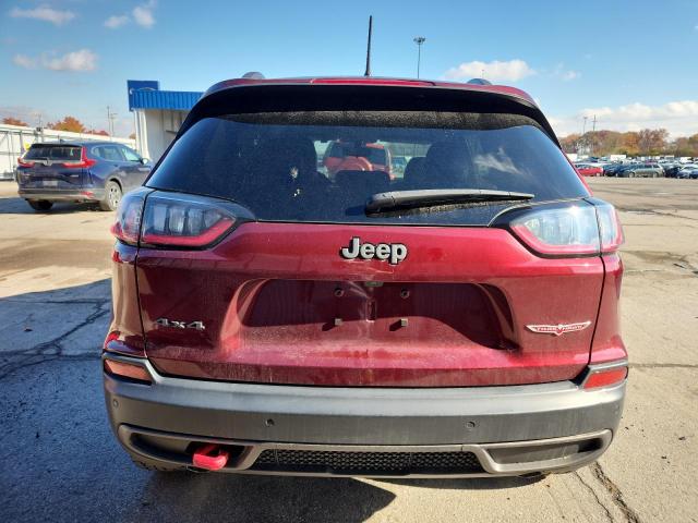 Jeep Cherokee Trailhawk Image 9
