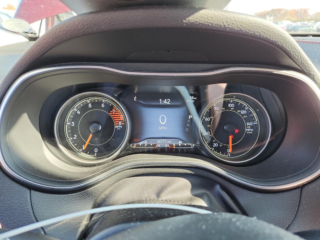 Jeep Cherokee Trailhawk Image 11