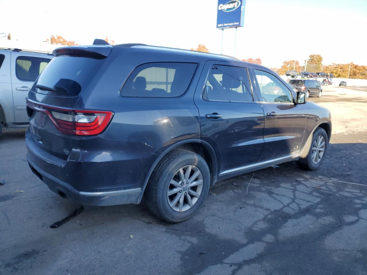 Dodge Durango Sxt Image 3