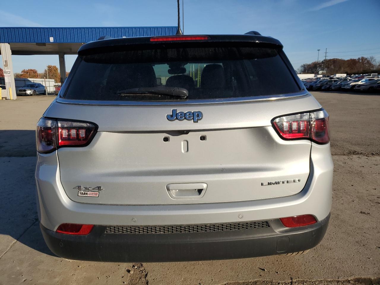 Jeep Compass Limited Image 14