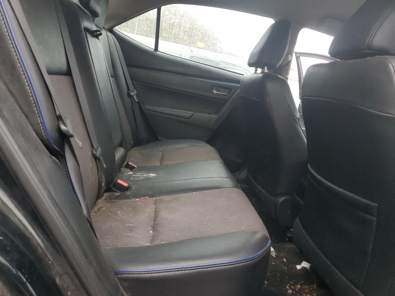 Toyota Corolla L Image 7