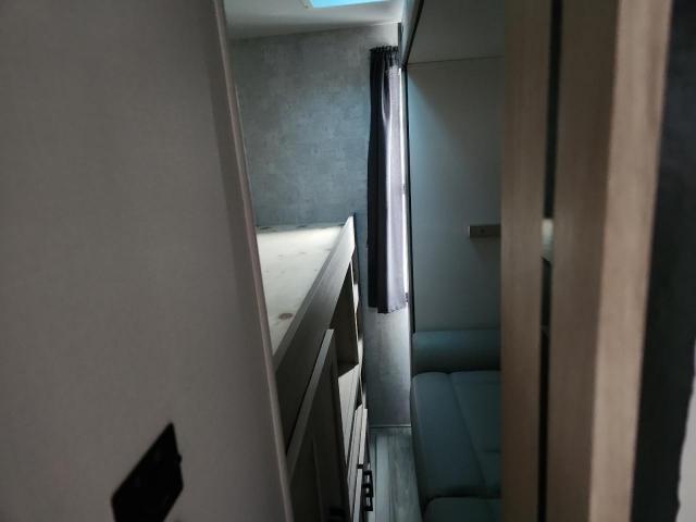 Winnebago Voyage Image 4