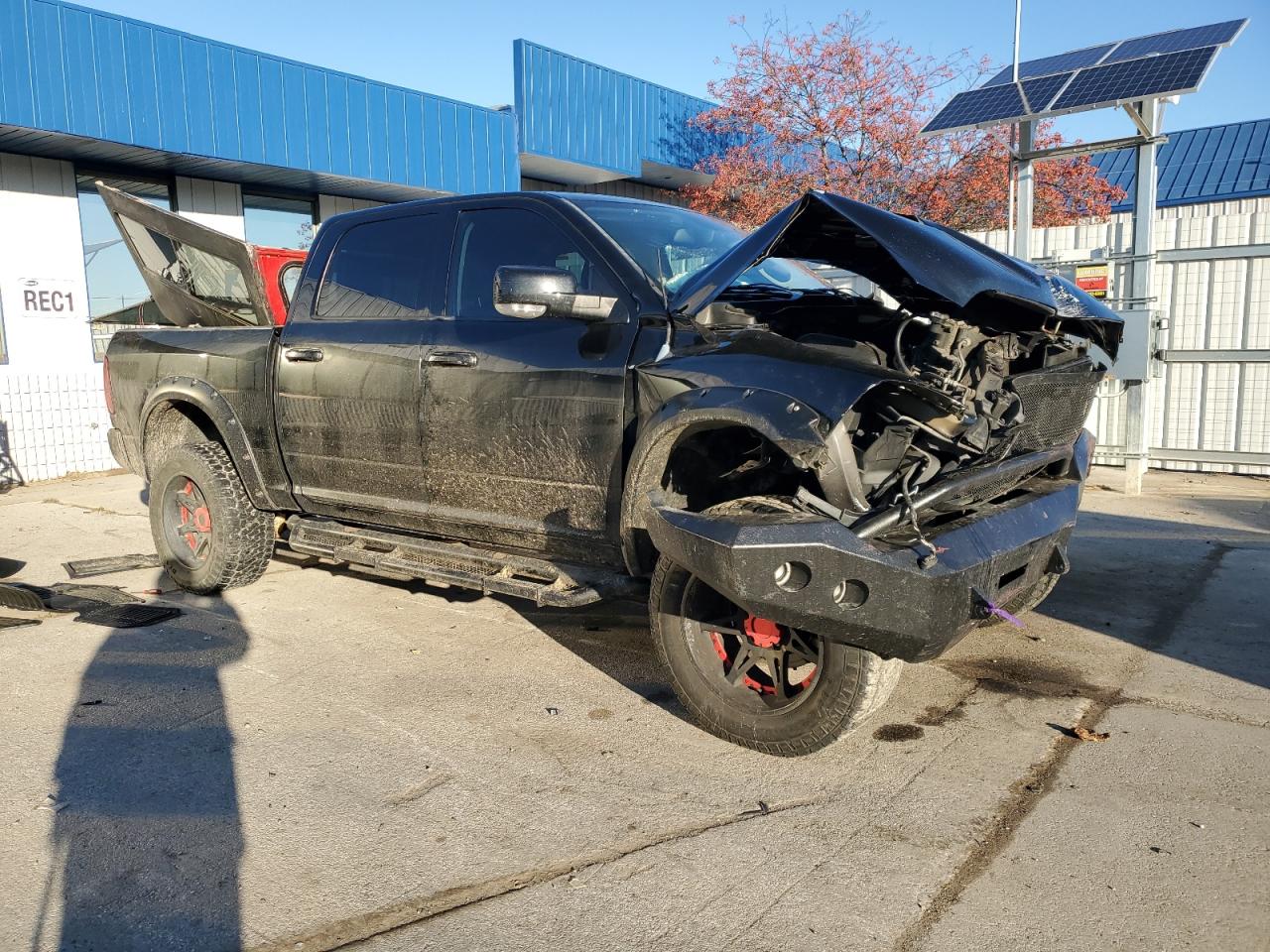 Ram 1500 Sport Image 3